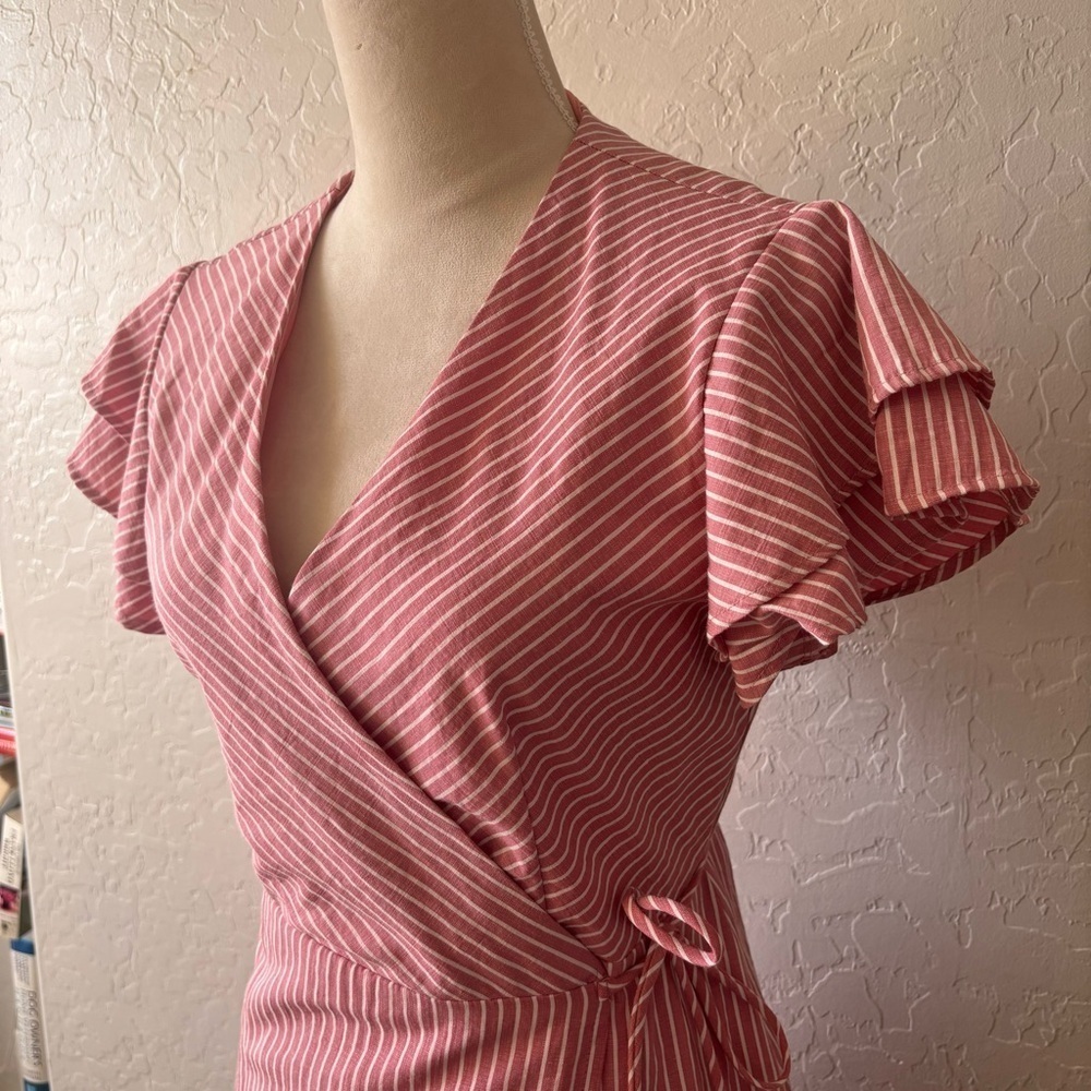Francesca’s Harper Heritage Pink White Striped Ruffle Sleeve Wrap Dress Large - Picture 4 of 12